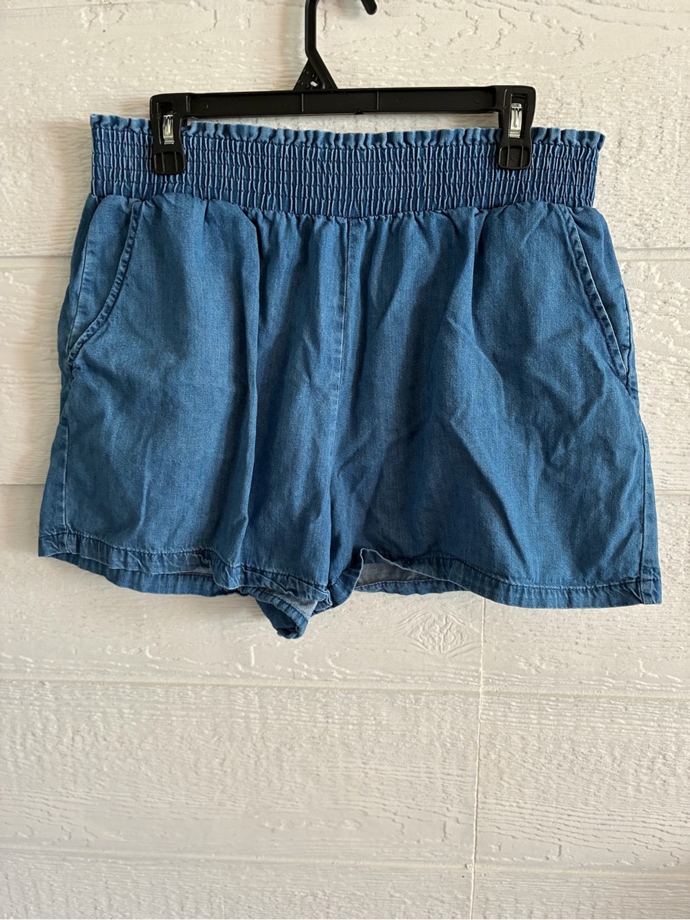 Universal Thread Blue High-Waist Smocked Denim Shorts